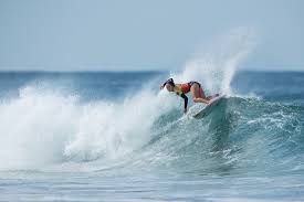 New zealand's ella williams competes during the women's surfing competition at the 2020 tokyo olympics. Us Surfing Team Warming Up For Tokyo 2020 With Training Camp In Japan
