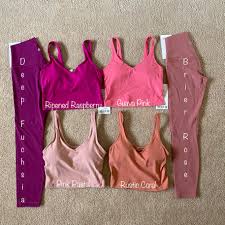 What Do Different Rose Colors Mean? – 33 Petals & Co.