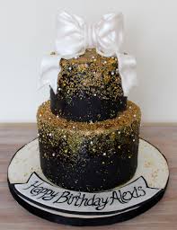 Elegant Birthday Cake For 30 Year Old Woman White Black Gold Birthday Cake Classe Elegant With Gold Sprinkles And Glitter Reverse Golden Birthday Cakes Black And Gold Birthday Cake White Birthday Cakes