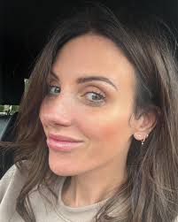 MODEL CALL! Today at 4PM ⏰ HydraFacial Signature Facial with Sam ✨ Only £55  (Normally £99!) 💸 Want glowing skin? Be our model today! Limited spot! DM  to book now 📩