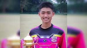 Umur 37 tahun) adalah aktor dan komedian berkebangsaan indonesia. Stateless Teen Praised As Gem In Thai Cave Ordeal Coconuts Bangkok