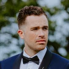 Dan Deighton's Instagram, Twitter & Facebook