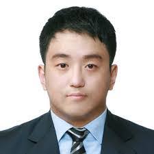 Mike Shin's Instagram, Twitter & Facebook