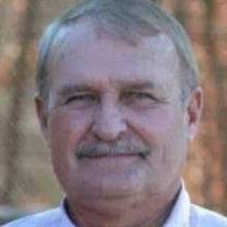 Lisa Depew's Instagram, Twitter & Facebook