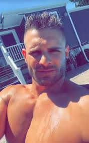 🎶 Jesus is a biscuit; let him sop you up! 🎶 🙌 #TBT 🙌#DragRace