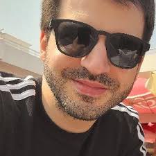 Pedro Meneses-331F00217265AEBE