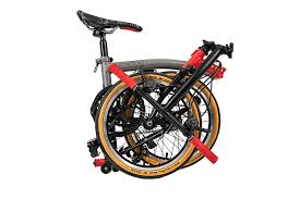 折りたたみ自転車の名門 ブロンプトン からスポーティな限定モデル chpt v3 が登場 シクロライダー ブロンプトン 折りたたみ自転車 自転車