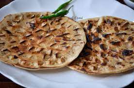 Khoba Roti Indian Flat Bread Indian Flat Bread Vegan Indian Recipes Indian Bread