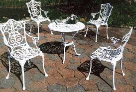 Bistrogarnitur Lugano 5 Teilig Aluguss Weiss Wetterfest Online Kaufen Bei Woonio Weiss Deko Gartenmobel