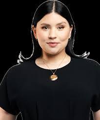 Clara Carmichael's Instagram, Twitter & Facebook