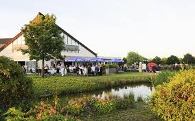 Rot 6, par 5 hochgeladen am 06.12.2017 von gast. 66 Am Alten Fliess Bergheim Bars Lounges Gutburgerlich