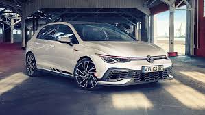 The gti makes do with an amount that isn't even considered sporty in many cars: Vw Golf Gti Clubsport 2021 Der 300 Ps Gti Auto Motor Und Sport