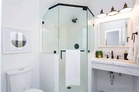The metalcraft techniques and handwork detail on the mirror frames will compliment your southwest, spanish colonial or rustic theme. 50 Spanish Style Primary Bathroom Ideas Photos Home Stratosphere