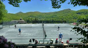 Where possible walk, cycle or use public transport to ease local parking congestion. Sugar Mountain Public Tennis Courts Nc Blue Ridge