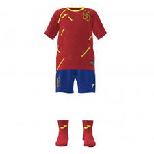 Shop official spain soccer gear including 2018 spain jerseys, kits, shirts and more spain soccer apparel from our spanish football shop online today. Spain Football Shirts Foot Store
