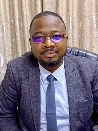 Coronavirus: pas de panique, rassurent le Président du CNOMB et Dr Eric  Arnaud DIENDERE