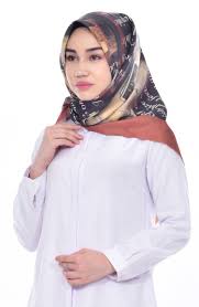 Sefamerve Dijital Baskili Esarp Modelleri Moda Tesettur Giyim Moda Esarp Giyim