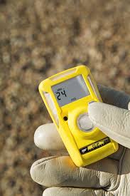 These gas leak detectors vary by the type of gases they measure, functionality (e.g. Bw Technologies Bw Clip 2 Year Single Gas Detector Hydrogen Sulfide H2s Low 10 Ppm High