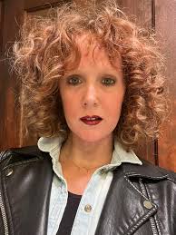 First time posting here. I saw this, and was like "FINALLY ONE IN THE WILD  THAT I CAN POST"