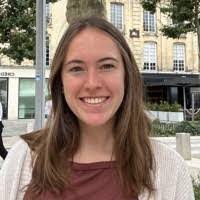 Elizabeth Imhoff's Instagram, Twitter & Facebook