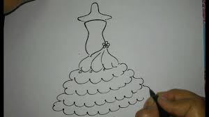 Son excelentes para trazar líneas finas que recomiendo que para comprar tus primeros lápices de dibujo vayas a una librería artística en donde te van a dejar probarlos y te guiarán en el proceso. How To Draw A Wedding Dress Draw A Wedding Dress How To Draw A Beautifull Dress Youtube