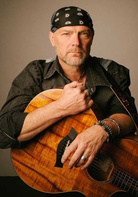 A Conversation With.. Survivorman, Les Stroud | Billboard Canada