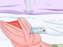 4 Ways To Make Your Girlfriend Happy - Wikihow