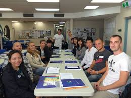 اللغه الانجليزيه للاغراض الاكاديميه