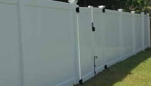 The owner and all the fence installation specialists had many years of experience in the construction of fences. Yard Works Fence Installation