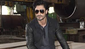Besides, it neglected heroes of medieval india and social reformers but looked back at royals. Won T Like To Dethrone Anyone As Action Hero Vidyut Jammwal India Forums