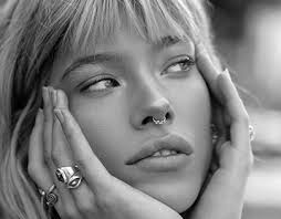 Leslie Bayona Projects :: Photos, videos, logos, illustrations and branding  :: Behance