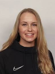 Alexa Willard's Instagram, Twitter & Facebook