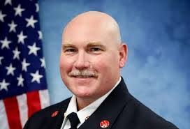 Eric Braatz's Instagram, Twitter & Facebook