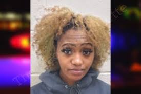 Jasmine Barton's Instagram, Twitter & Facebook