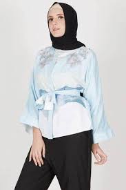Baju trend kekinian nayara tunik tunic matt wollycrepe atasan modern tunik wanita terbaru blouse blus hijab trendy muslimah pakaian simpel wanita casual baju muslim panjang termurah pakaian modis dan kekinian lazada. Baju Blus Model Baju Atasan Terbaru 2020 Wanita Berhijab Hijabfest