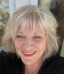 Illustrator payment methods: per page or sales share?