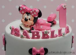 Even though designs for birthday cakes are extremely flexible and do not follow any pattern, there are some things that should be kept in mind while deciding on birthday cake designs. Minnie 1st Birthday Cake Cake By Custom Cake Designs Cakesdecor