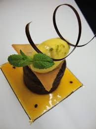 Fondant Au Chocolat Aux Fruits De La Passion Le Blog De Philippe Blondiaux Dessert Gastronomique Gastronomie Dessert