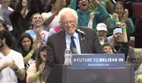 Crowd Goes Wild After Small Bird Lands On Bernie Sanders Podium
