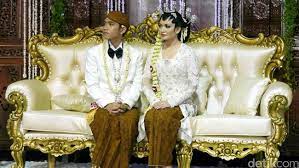Nah, bagi anda yang sedang mencari tempat prewedding berikut terdapat daftar tempat prewedding di bali … Mengapa Gibran Baru Duduk Di Kanan Selvi Usai Ijab Kabul