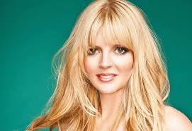 Comedian Melinda Hill Joins Diane Keaton Jeremy Irons Comedy Love Weddings Other Disasters Diane Keaton Comedians Jeremy Irons