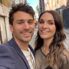 If you needed proof @andrewtwinter and I are just a couple of middle-aged  schoolkids, look no further. Season 6 of Love It Or List It Australia is  well underway with Team Love