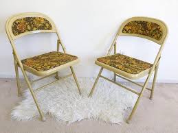 Pair Of Mid Century Metal Vinyl Folding Chairs Retro Floral Etsy Folding Chair Retro Chair Metal Folding Chairs