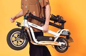 makuake ちょっとそこまで の移動を楽しく便利で快適に x scooter lom makuake マクアケ 電動バイク 電動スクーター スクーター
