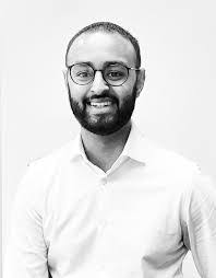 Anna Profit's Instagram, Twitter & Facebook