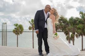 Courthouse Wedding Photography In South Florida Miami And Miami Beach We Work With All Budgets Yes Even Cou Courthouse Wedding Wedding Wedding Photography