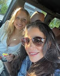 Sharon Feemster's Instagram, Twitter & Facebook