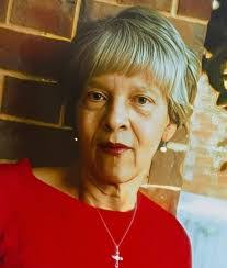 Georgia Everett's Instagram, Twitter & Facebook