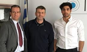 Έχει παίξει σε πλήθος τηλεοπτικών σειρών. The Bachelor Poios Einai O Panagiwths Basilakos Apo Thn Teleia Toy Gkletsoy Sto Nomads Kai Apo Ekei Sthn Agkalia 20 Gynaikwn Zwh Iefimerida Gr