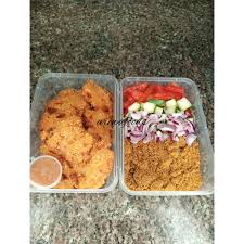 Mr liti paid a bride price of n10,000 to his heartthrob who fries kosai and wainar rogo in the area. Arewafoods Ng Aminatukura Twitter